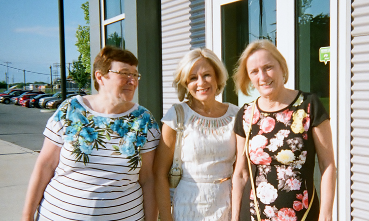 Kathy Roth, Carol Siegfried and Kathleen Trutt.fw